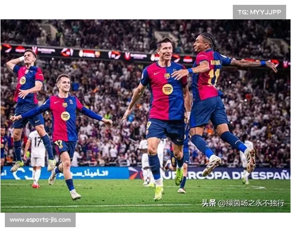 莱万点球失手后助攻制胜,巴萨锋线领袖完成救赎